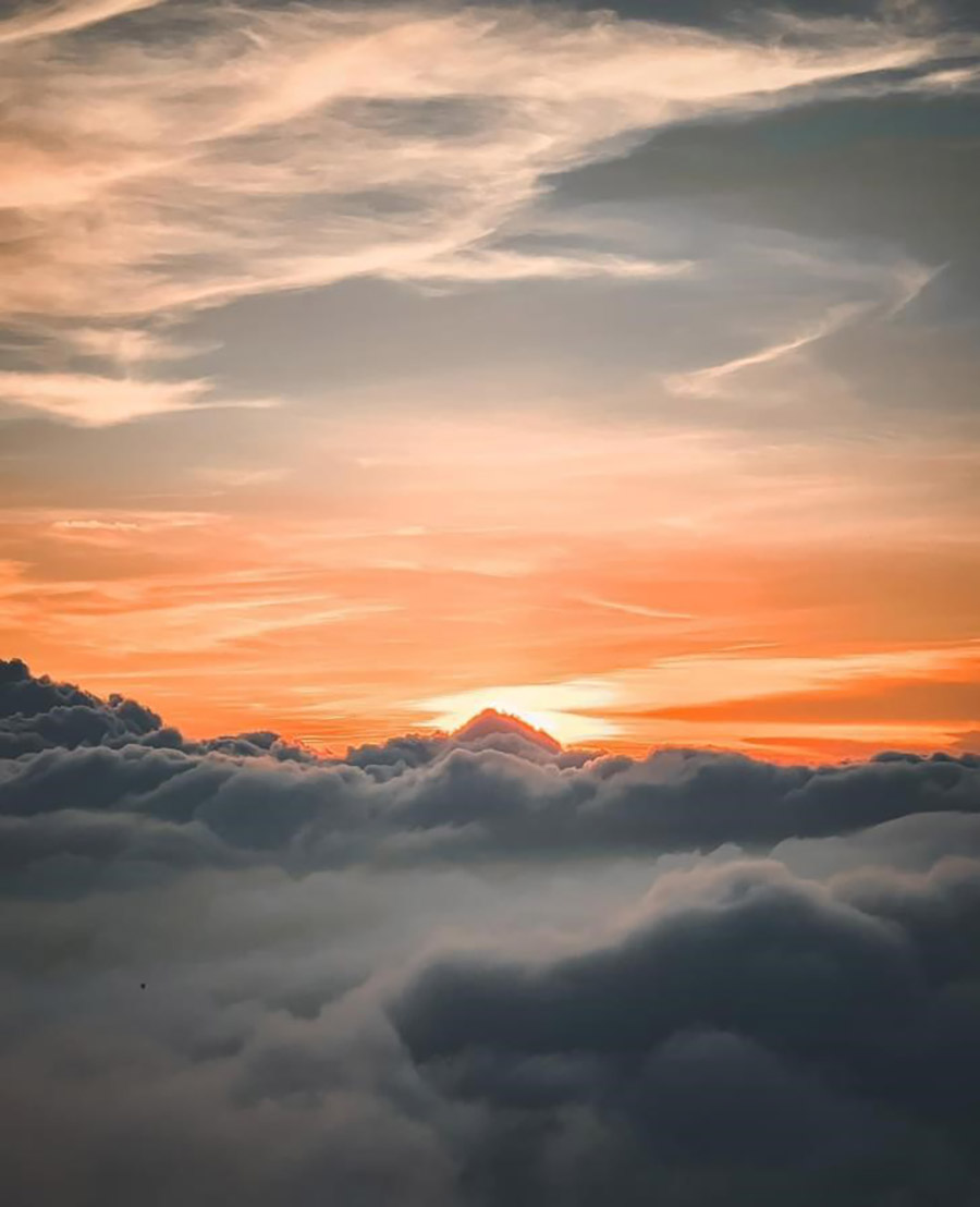 梅山頂景觀露營區