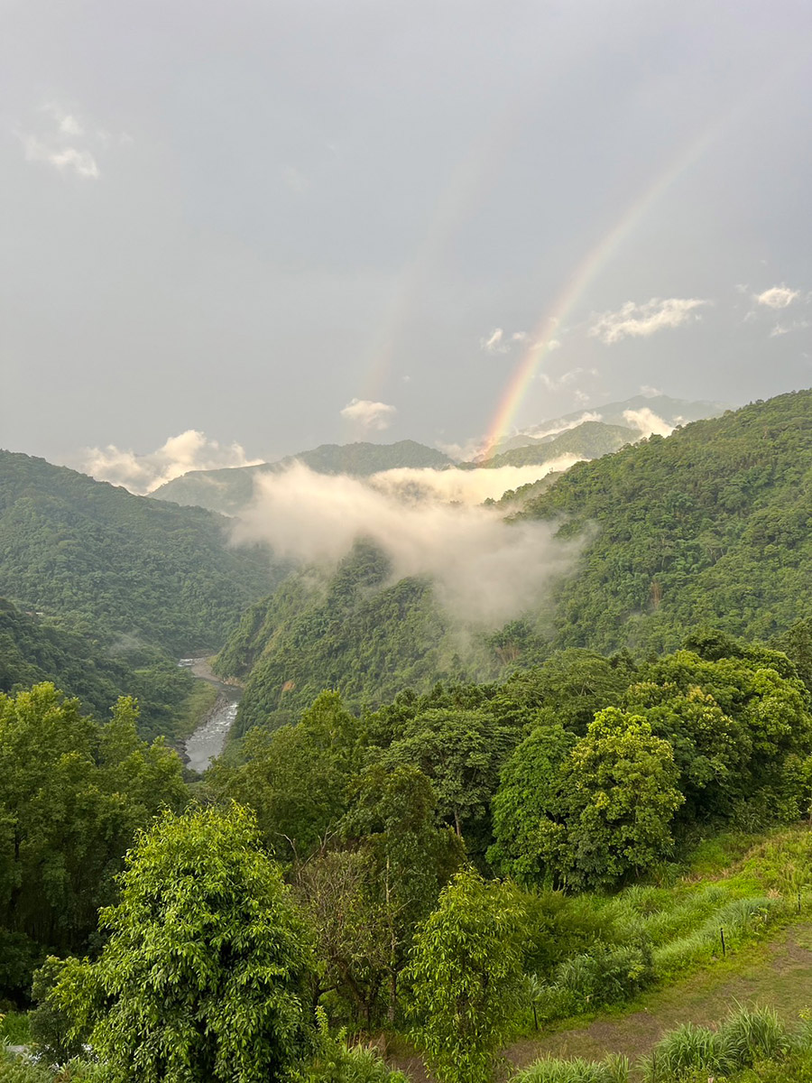 一抹河露營區